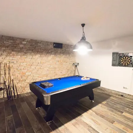 Superbe Maison 6 Ch, 4 Sdb, Terrasses Et Billard *