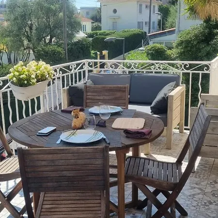 Superbe Maison 6 Ch, 4 Sdb, Terrasses Et Billard 戛纳