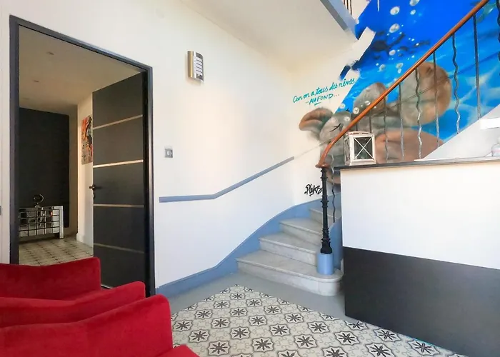 Superbe Maison 6 Ch, 4 Sdb, Terrasses Et Billard كان