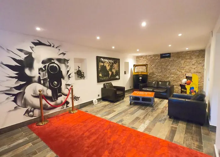 Superbe Maison 6 Ch, 4 Sdb, Terrasses Et Billard فيلة كان