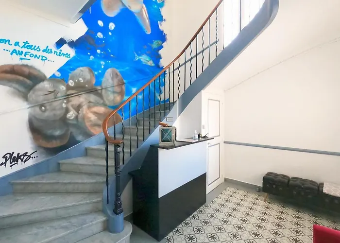 Superbe Maison 6 Ch, 4 Sdb, Terrasses Et Billard