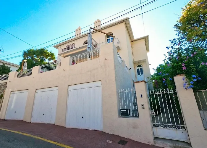 Superbe Maison 6 Ch, 4 Sdb, Terrasses Et Billard كان