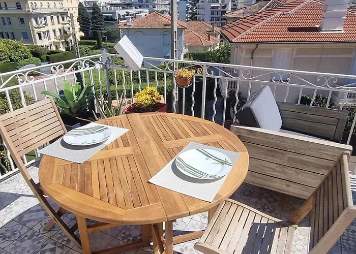Superbe Maison 6 Ch, 4 Sdb, Terrasses Et Billard فيلة