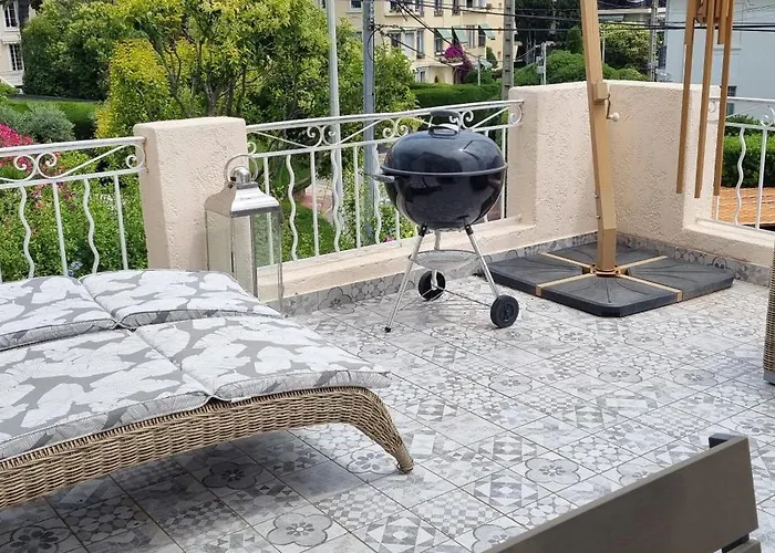 Superbe Maison 6 Ch, 4 Sdb, Terrasses Et Billard