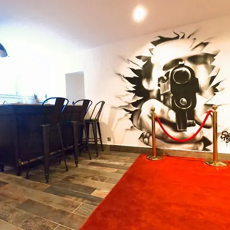 Superbe Maison 6 Ch, 4 Sdb, Terrasses Et Billard Villa *