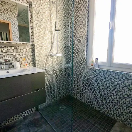 Superbe Maison 6 Ch, 4 Sdb, Terrasses Et Billard Villa